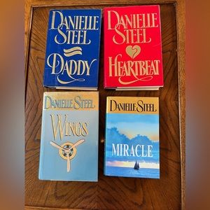 Danielle Steel hardcover books | set of 4